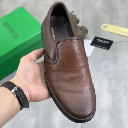 ボッテガ ヴェネタ カジュアルシューズ