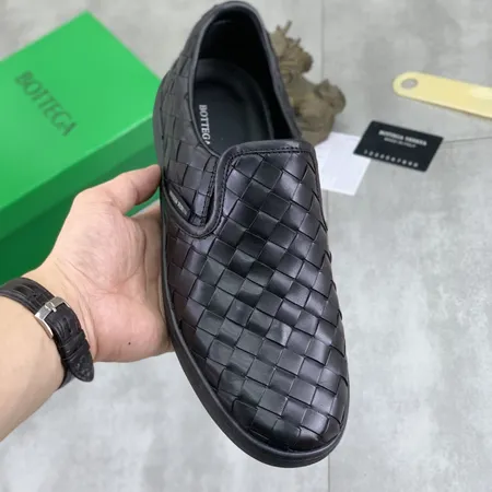 ボッテガ ヴェネタ カジュアルシューズ