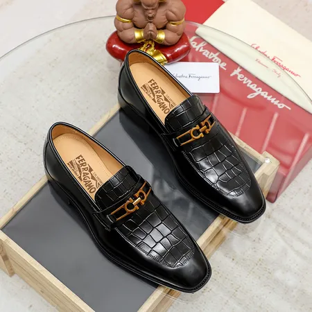 フェラガモ ビジネスシューズ