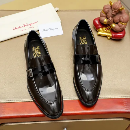 フェラガモ ビジネスシューズ