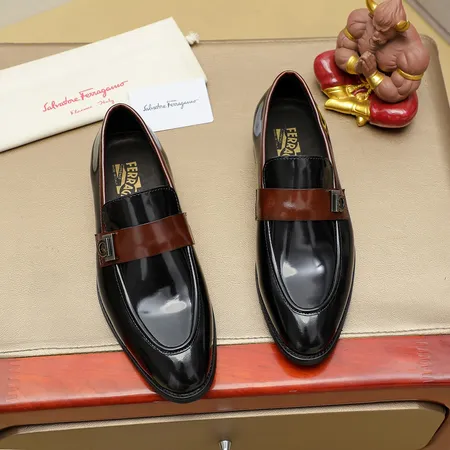 フェラガモ ビジネスシューズ