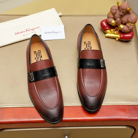 フェラガモ ビジネスシューズ