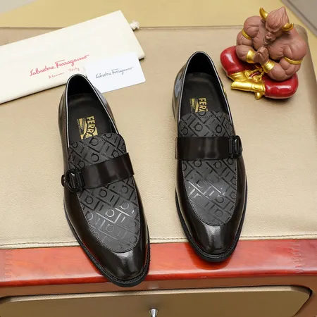 フェラガモ ビジネスシューズ