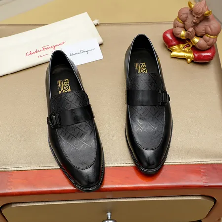 フェラガモ ビジネスシューズ