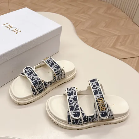 ディオール サンダル