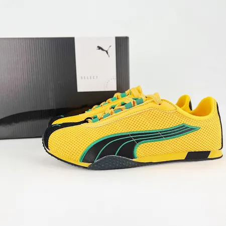 プーマ スニーカー