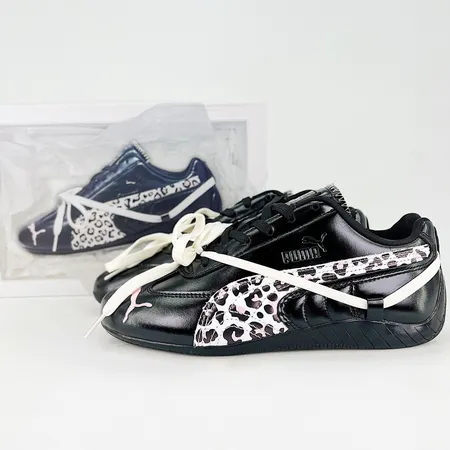 プーマ スニーカー