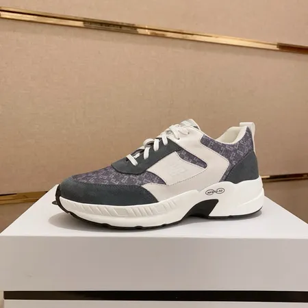 ジバンシィ スニーカー