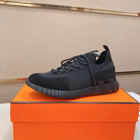 エルメス スニーカー