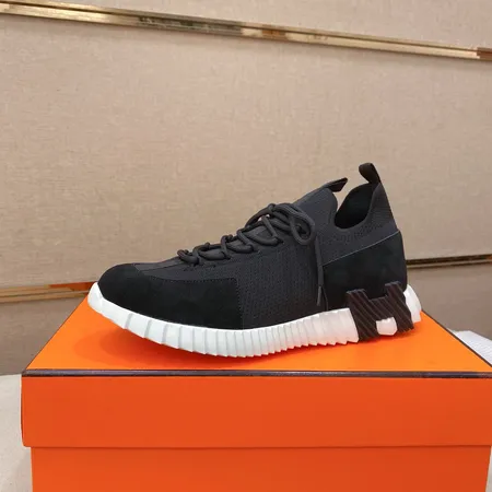 エルメス スニーカー