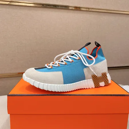 エルメス スニーカー