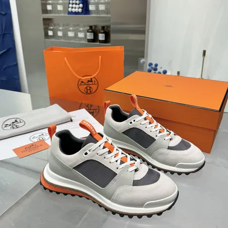 エルメス スニーカー