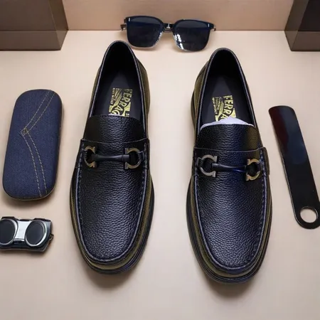 フェラガモ ビジネスシューズ