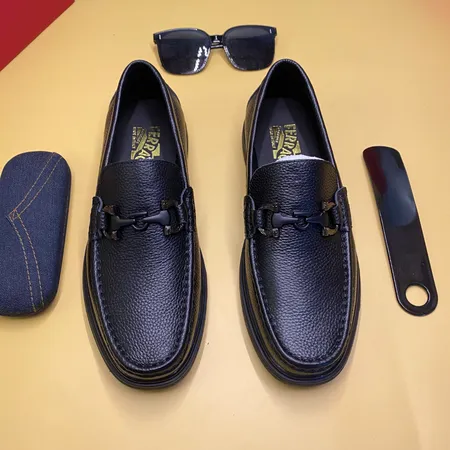 フェラガモ ビジネスシューズ