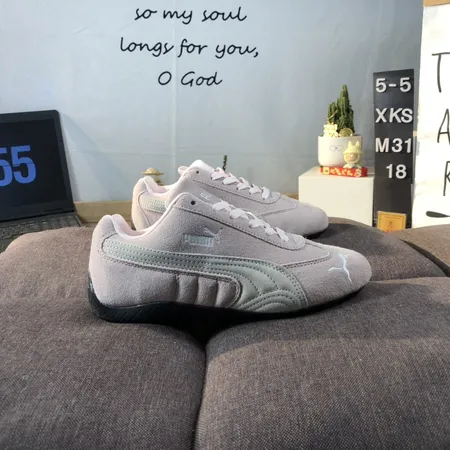 プーマ カジュアルシューズ