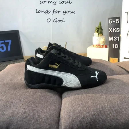 プーマ カジュアルシューズ