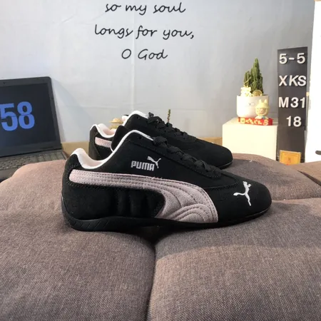 プーマ カジュアルシューズ