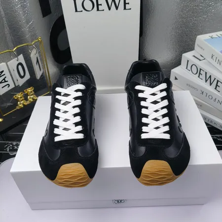 ロエベ カジュアルシューズ