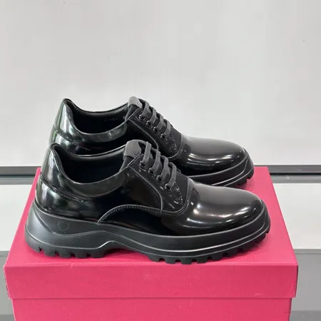 フェラガモ ビジネスシューズ