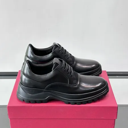 フェラガモ ビジネスシューズ