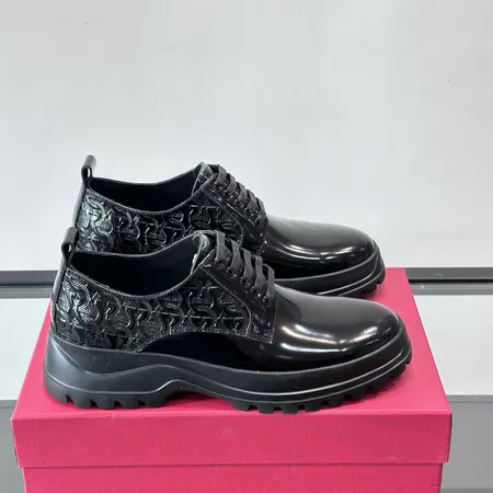 フェラガモ ビジネスシューズ