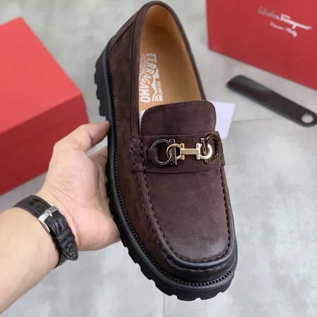 フェラガモ ビジネスシューズ