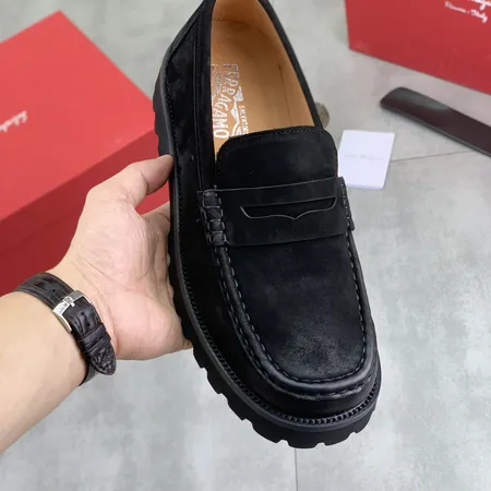 フェラガモ ビジネスシューズ