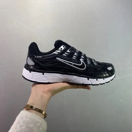 ナイキ スニーカー