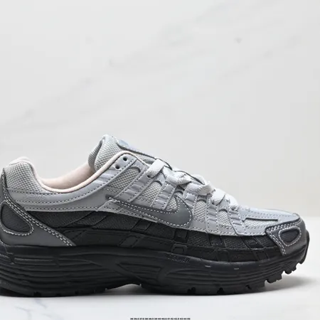 ナイキ スニーカー