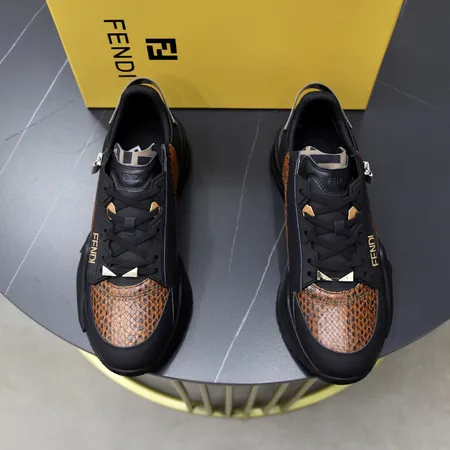 フェンディ スニーカー