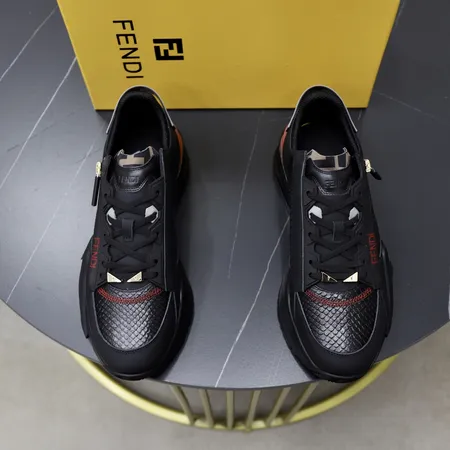 フェンディ スニーカー