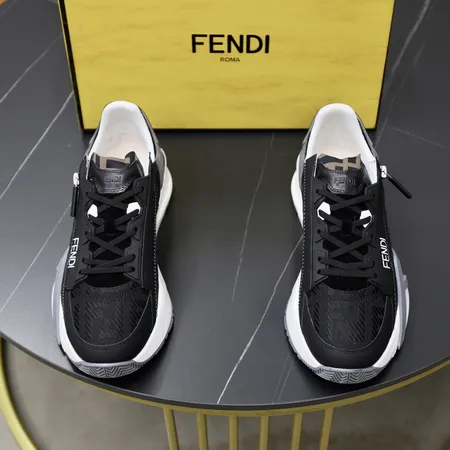 フェンディ スニーカー