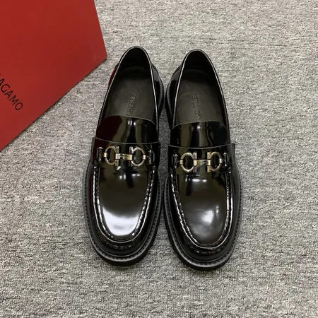 フェラガモ ビジネスシューズ