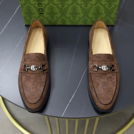 グッチ ビジネスシューズ