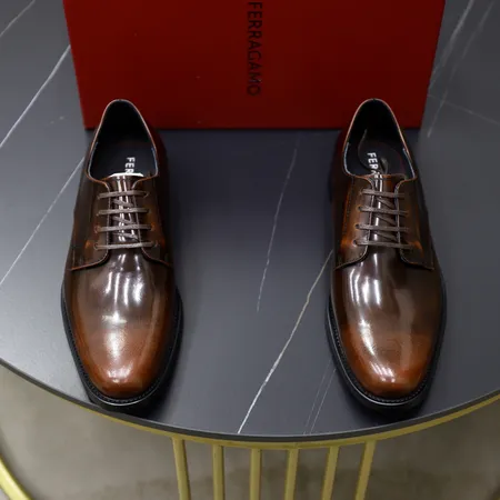 フェラガモ ビジネスシューズ