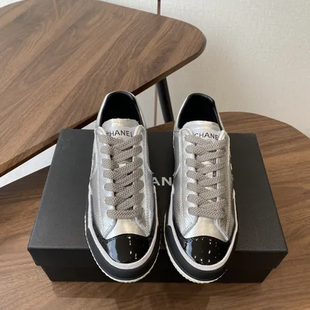 シャネル スニーカー