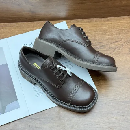 ミュウミュウ ビジネスシューズ