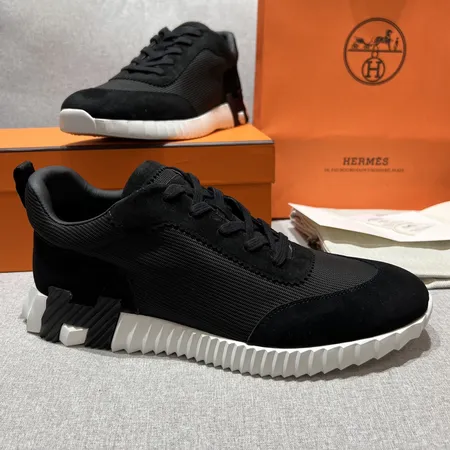 エルメス スニーカー