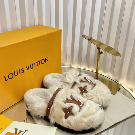 ルイヴィトン スリッパ