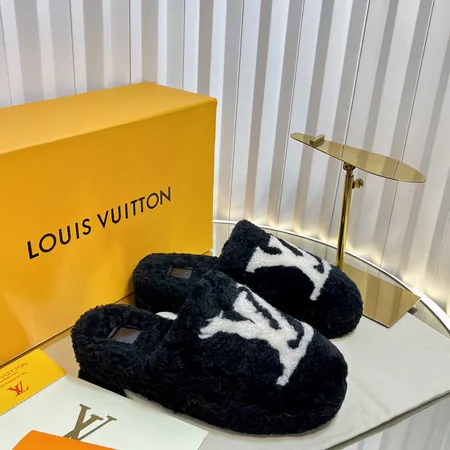 ルイヴィトン スリッパ