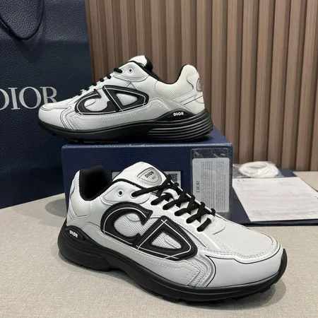 ディオール スニーカー