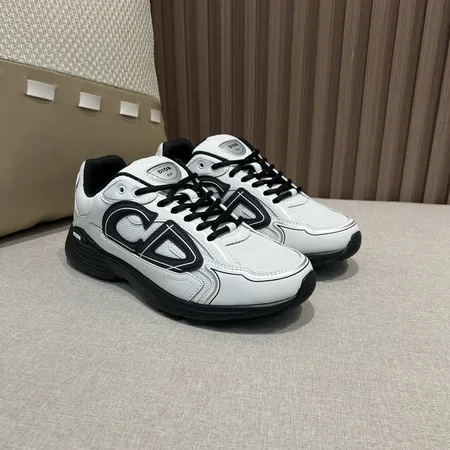 ディオール スニーカー