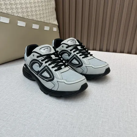 ディオール スニーカー