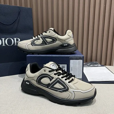 ディオール スニーカー