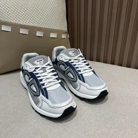 ディオール スニーカー