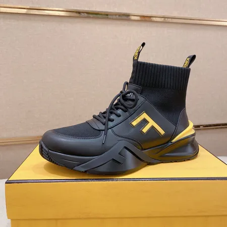 フェンディ スニーカー