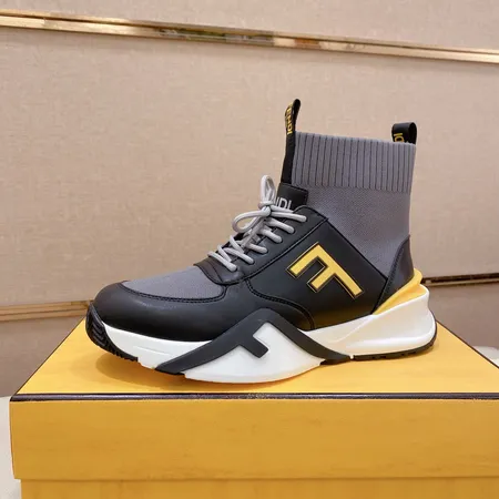 フェンディ スニーカー