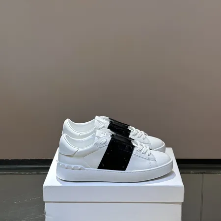 ヴァレンティノ カジュアルシューズ