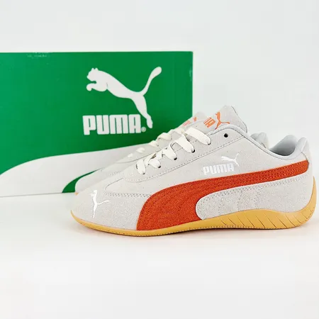 プーマ スニーカー