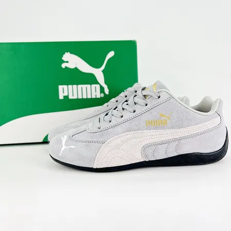 プーマ スニーカー
